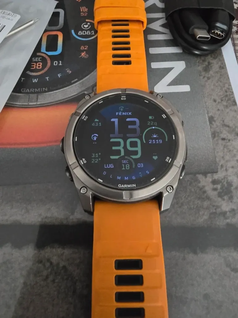 Garmin fenix 8 amoled 51 mm bike d'occasion — image 2 sur 6