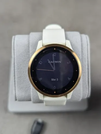 Gebrauchtes Garmin Vivoactive 4S bike — Bild 2 von 6