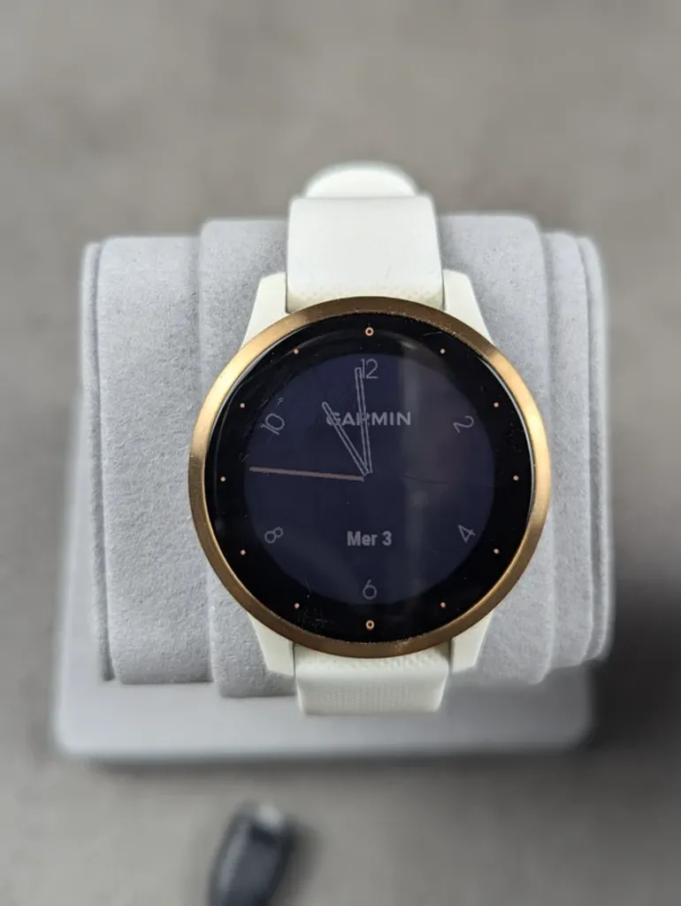 Gebrauchtes Garmin Vivoactive 4S bike — Bild 2 von 6