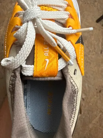 Used Nike ZoomX Zegama Trail 2 bike — image 7 of 8