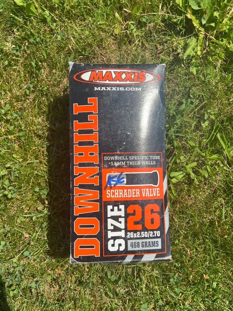 Used Maxxis Chambre à air reforcée 26x2,5-2,7 bike — image 1 of 2
