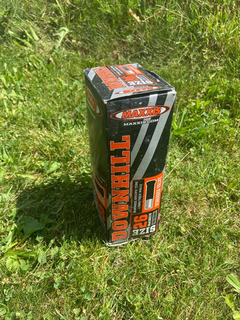 Used Maxxis Chambre à air reforcée 26x2,5-2,7 bike — image 2 of 2