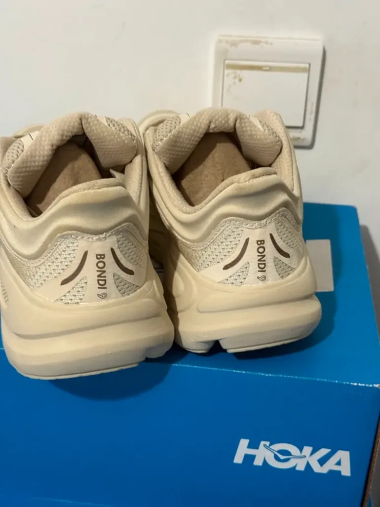 Hoka Bondi 9 bike usato — immagine 2 di 15