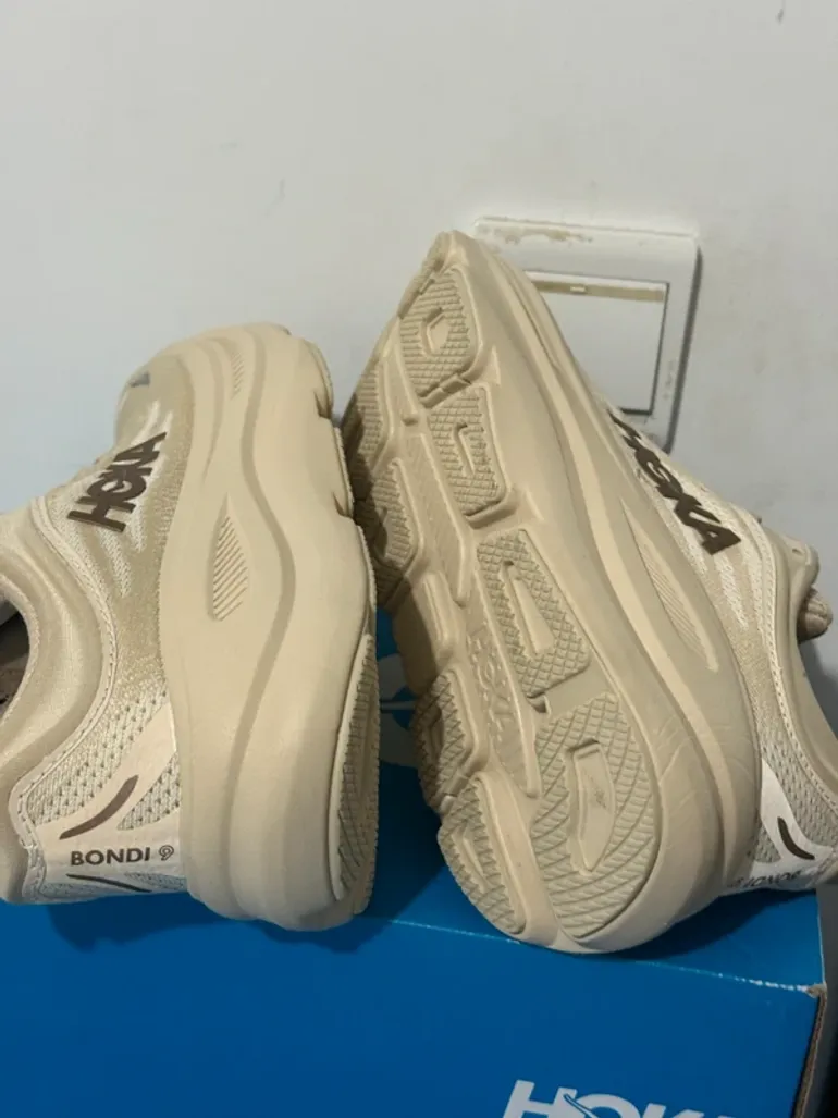 Hoka Bondi 9 bike usato — immagine 12 di 15