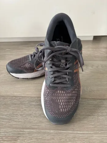 Gebrauchtes Asics Gel-Kayano 26 bike