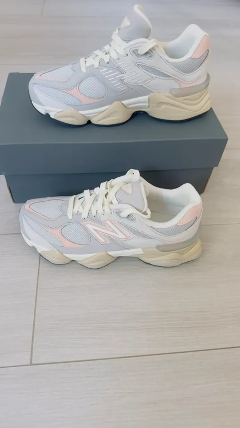 Käytetty New Balance 9060 bike — kuva 2 / 11