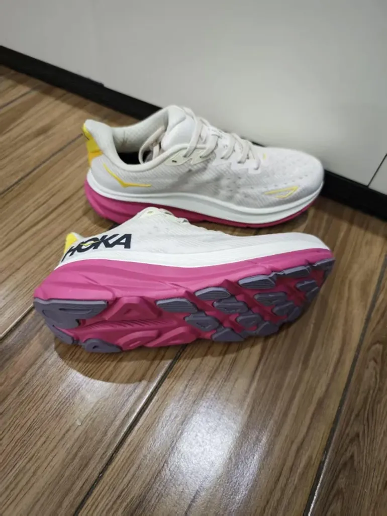 Hoka Clifton 9 bike usato — immagine 3 di 4