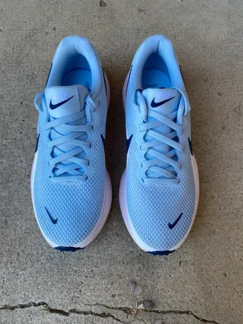 Used Nike Revolution 8 bike