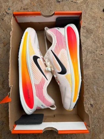 Gebrauchtes Nike Vomero 18 bike — Bild 2 von 9