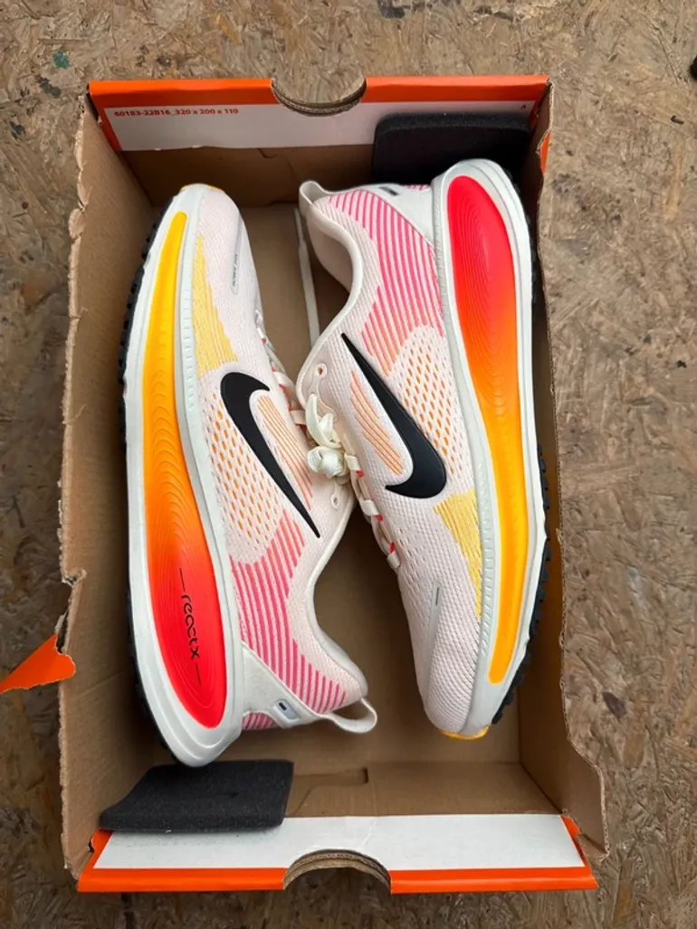 Gebrauchtes Nike Vomero 18 bike — Bild 2 von 9