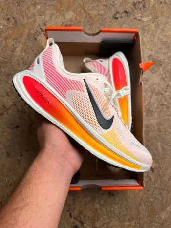 Gebrauchtes Nike Vomero 18 bike
