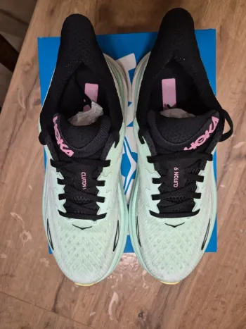 Hoka Clifton 9 bike usato — immagine 3 di 7