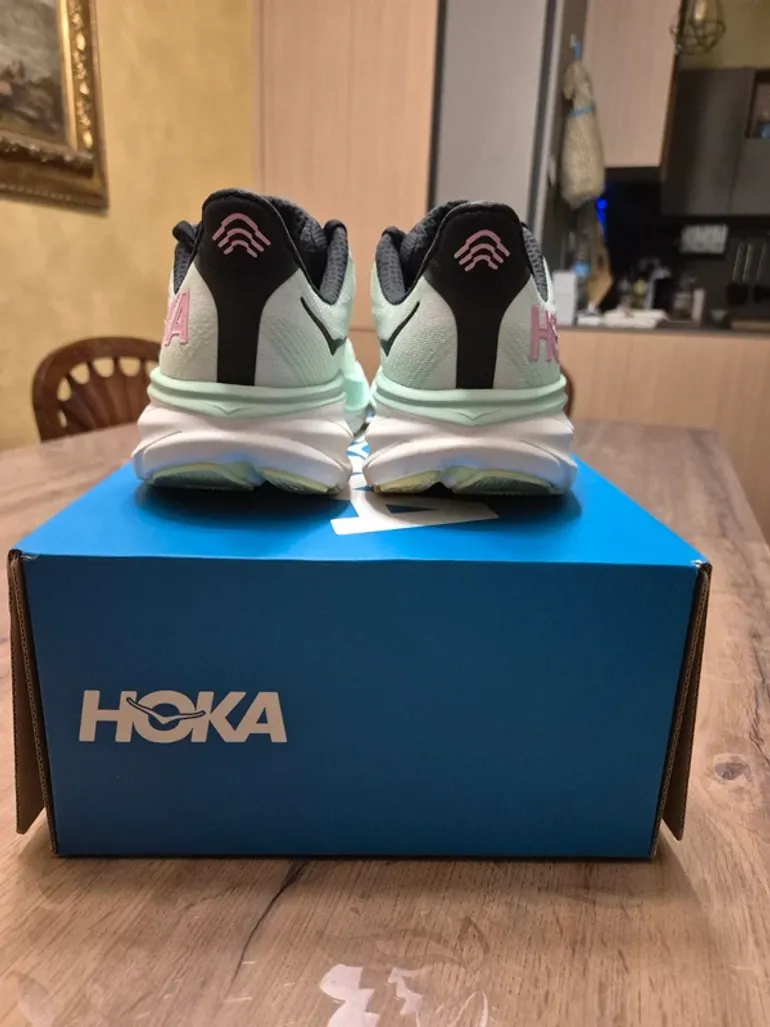 Hoka Clifton 9 bike usato — immagine 4 di 7