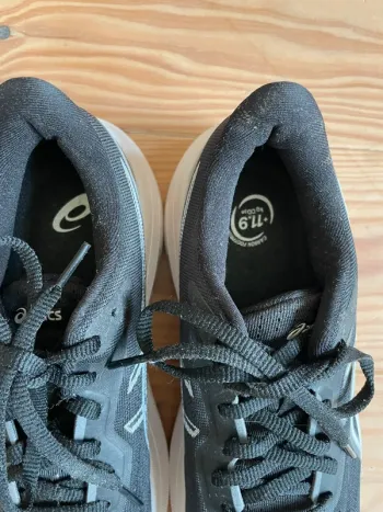 Used Asics GT-1000 13 bike — image 3 of 6