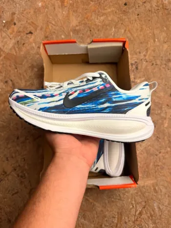 Nike Vomero 18 bike d'occasion — image 4 sur 8