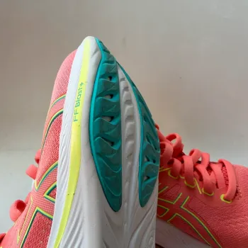 Tweedehands Asics Gel-Stratus 4 bike — afbeelding 8 van 9