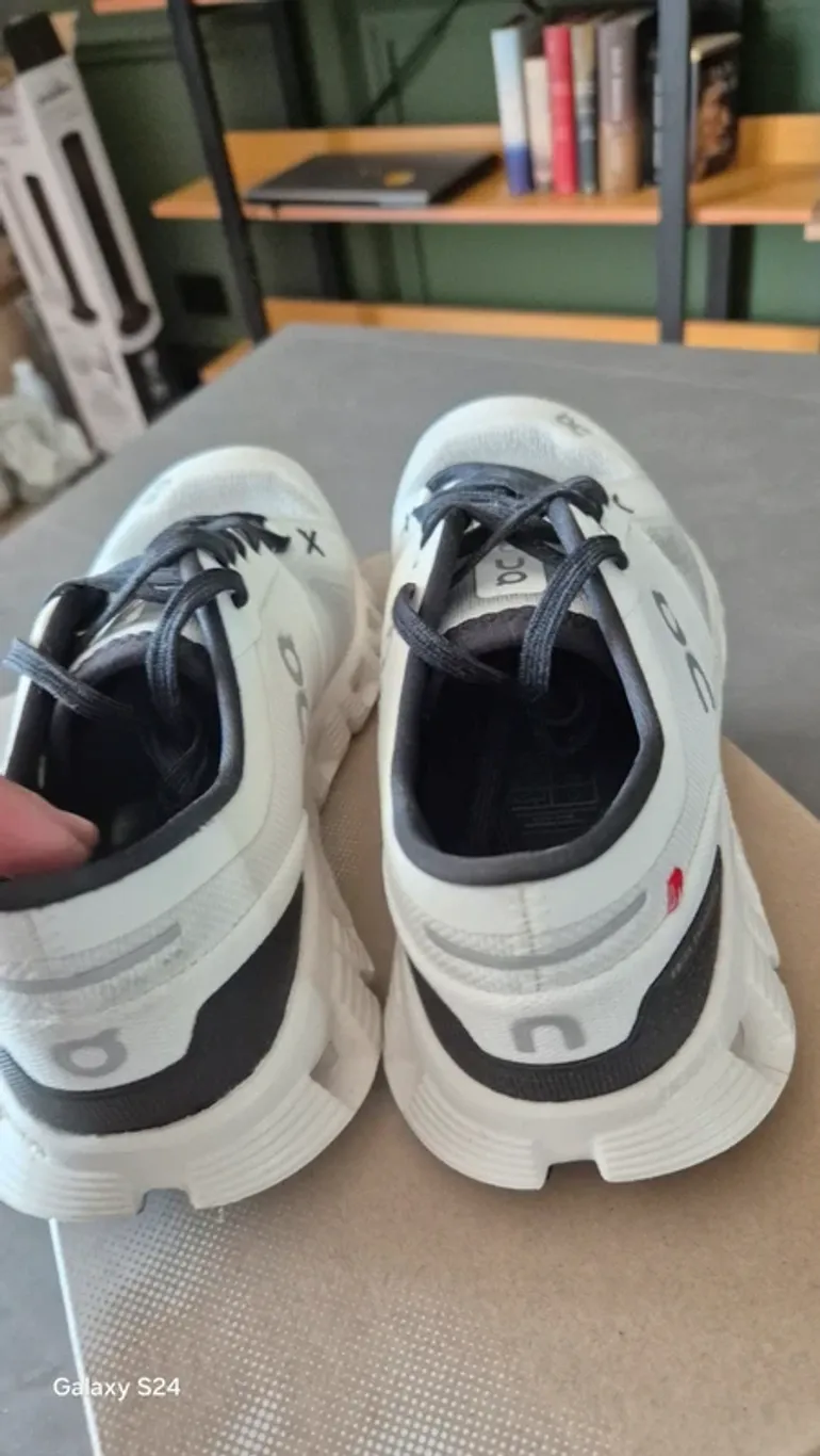 Used On Running Cloud X3 bike — image 6 of 8