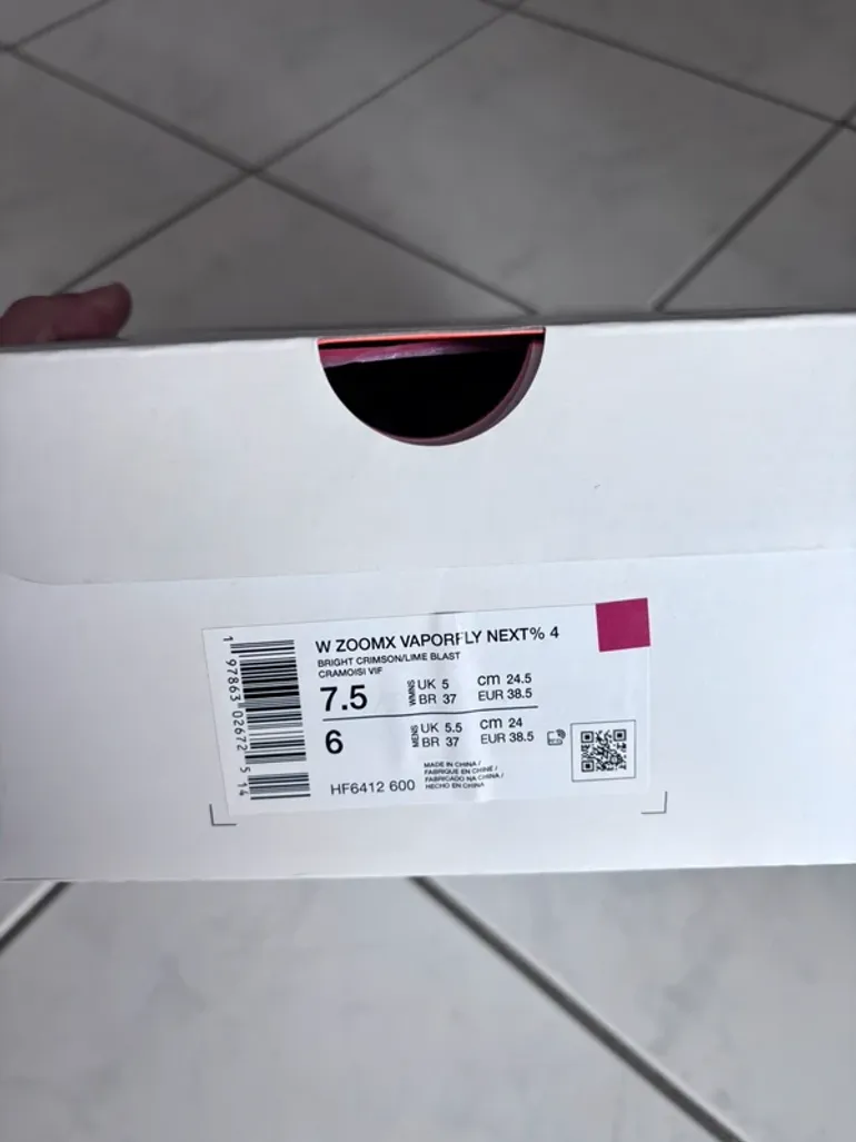 Nike ZoomX Vaporfly Next% 4 bike d'occasion — image 10 sur 14