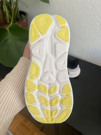 Hoka Clifton 10 bike usato — immagine 9 di 13