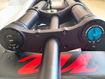 Manitou Dorado Comp Fork 2026 bike usato — immagine 3 di 3