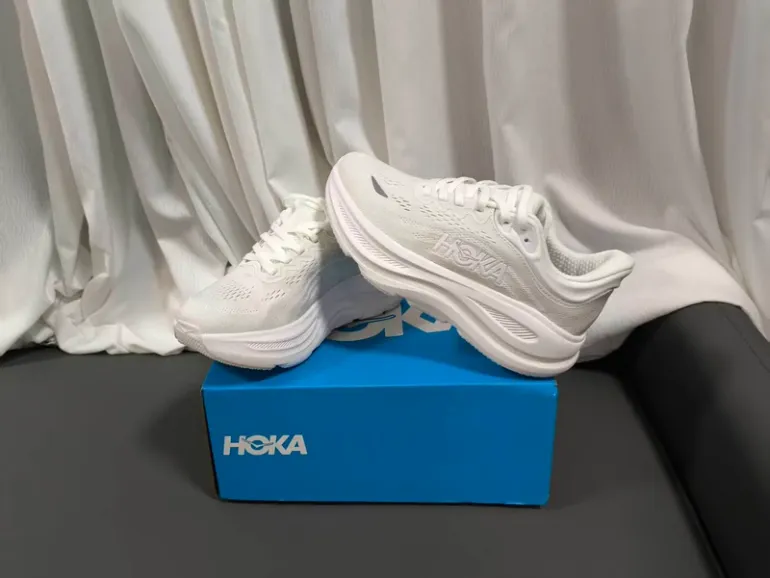 Brugt Hoka Chaussures de course pour femmes bike — billede 4 af 5
