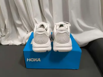 Brugt Hoka Chaussures de course pour femmes bike — billede 3 af 5