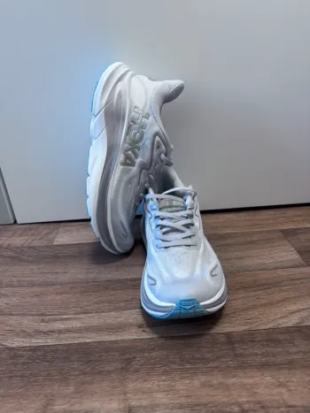 Hoka Clifton 9 bike usato — immagine 6 di 9