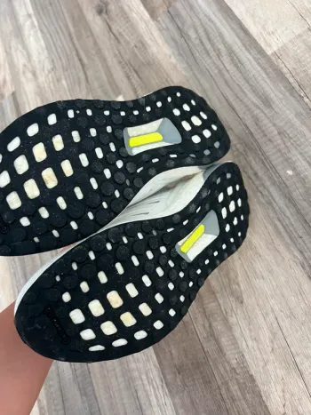 Adidas Ultra boost bike de segunda mano — imagen 2 de 3