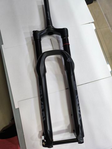 Used RockShox Yari 29 2021 Fork