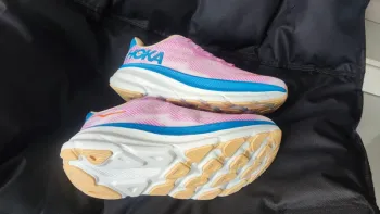 Hoka Clifton 9 bike usato — immagine 4 di 4