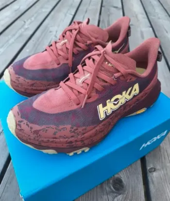 Hoka Speedgoat 6 bike d'occasion