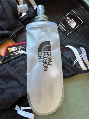 Used The North Face Hydration Vest bike — image 4 of 5