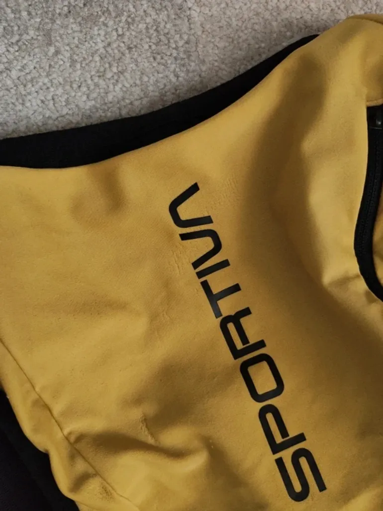 Gebrauchtes La Sportiva Jacket Trail Running 10L bike — Bild 3 von 3