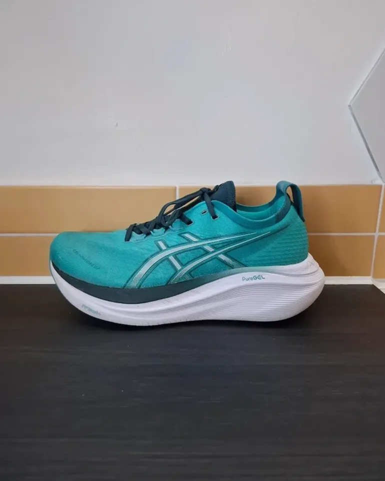 Gebrauchtes Asics Gel Nimbus 27 bike — Bild 9 von 14