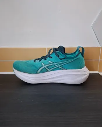 Gebrauchtes Asics Gel Nimbus 27 bike — Bild 8 von 14