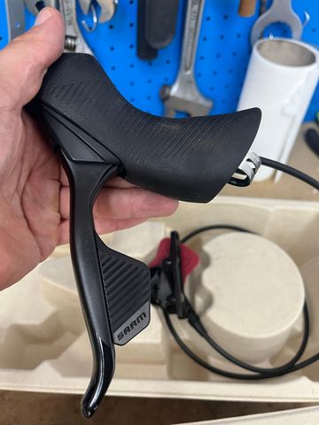 Tweedehands Sram Rival 2025 bike — afbeelding 4 van 5