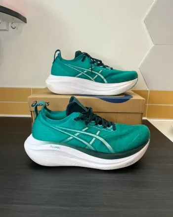 Gebrauchtes Asics Gel-Nimbus 27 bike