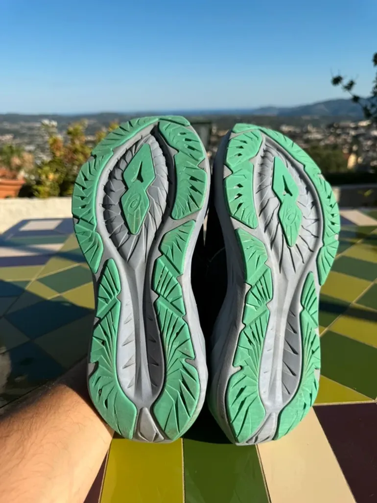 Used Asics Gel-Nimbus 25 bike — image 6 of 7