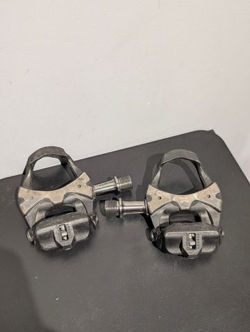 Xpedo Thrust 8 Pedals bike d'occasion — image 1 sur 5