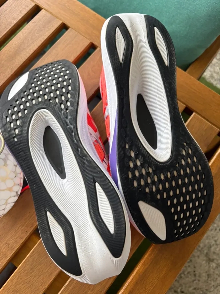Used Asics Magic Speed 4 bike — image 3 of 7