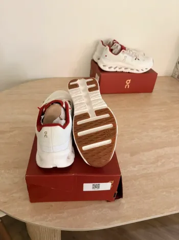 Gebrauchtes On Running Shoes bike — Bild 4 von 6