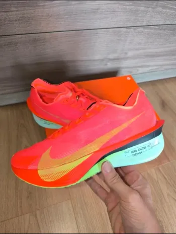 Gamma Nike ZoomX Vaporfly Next% 4 bike de segunda mano — imagen 2 de 10