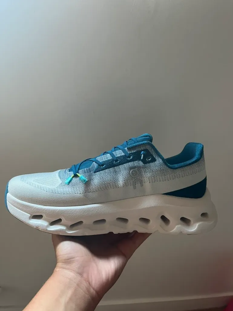 Used On Running Cloud bike — image 2 of 7