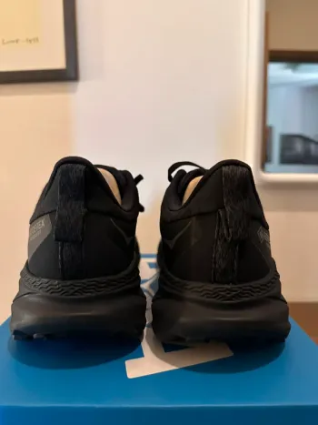 Hoka Challenger 7 Goretex bike usato — immagine 6 di 14