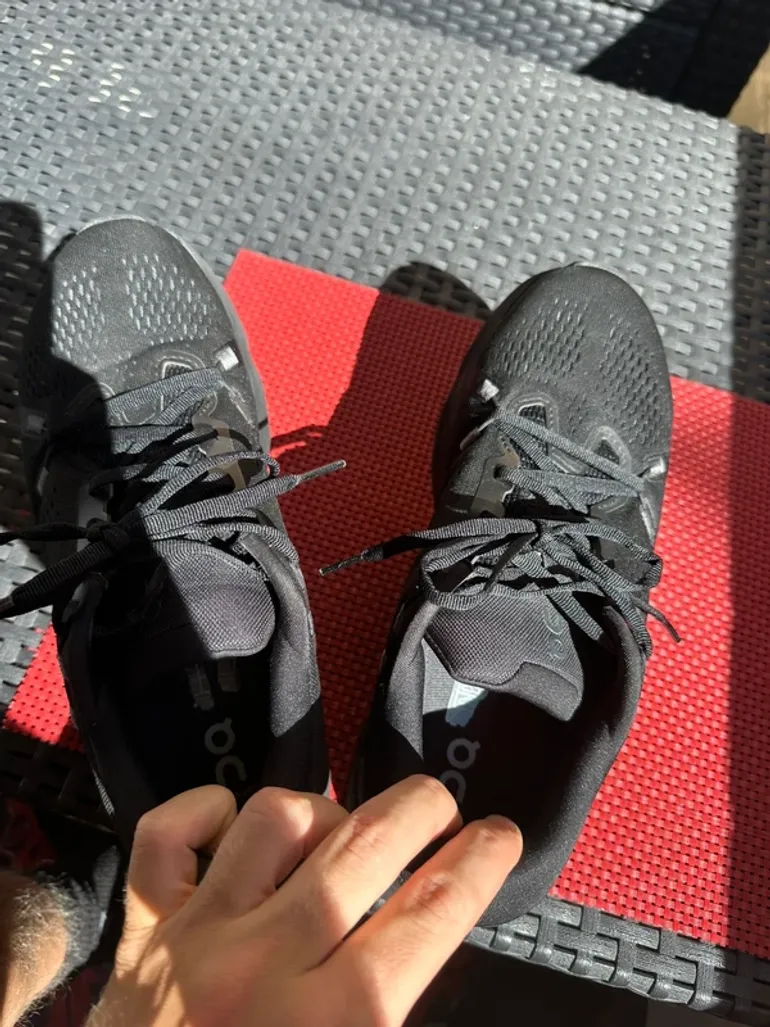 Used On Running Cloud Surfer bike — image 9 of 11