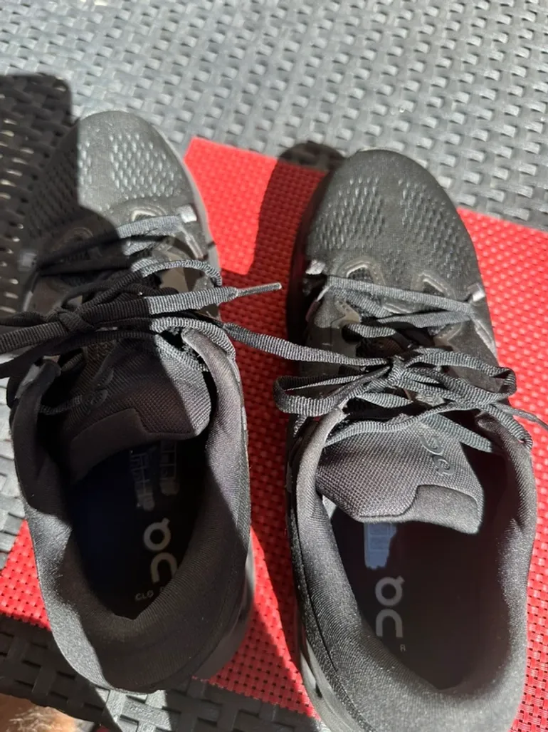 Used On Running Cloud Surfer bike — image 7 of 11