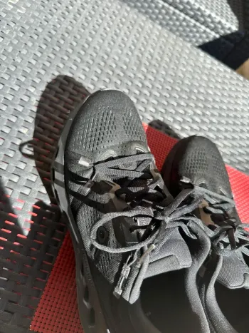 Used On Running Cloud Surfer bike — image 8 of 11
