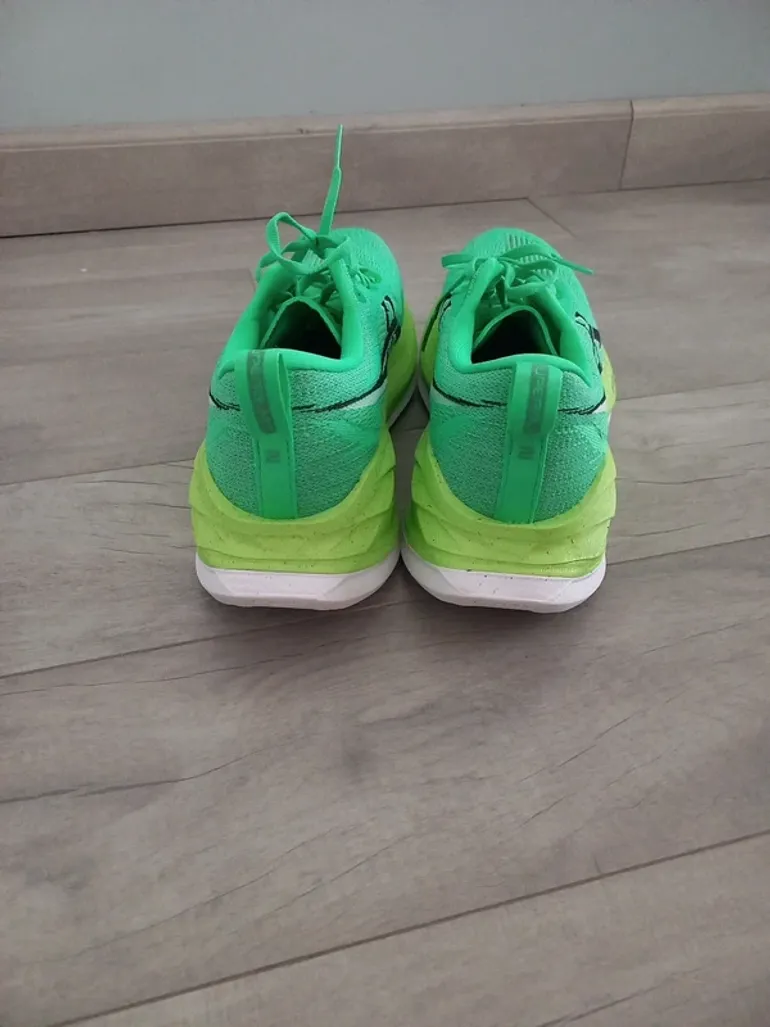 Gebrauchtes Asics Superblast 2 bike — Bild 2 von 6