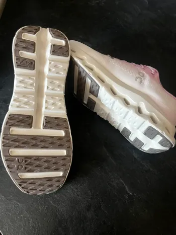 Gebrauchtes On Running Shoes bike — Bild 3 von 3