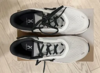 Gebrauchtes Ideal On Running Shoes bike — Bild 5 von 7